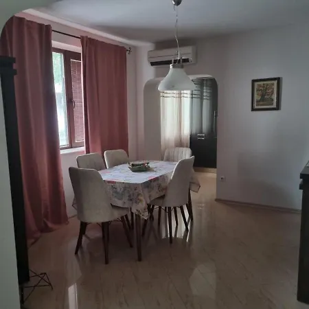 Luxury Floor Sveti Gorazd 公寓